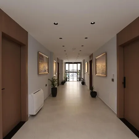 Comfort Rezidence In 4* Tirana