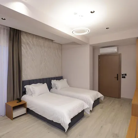 Comfort Rezidence In ホテル