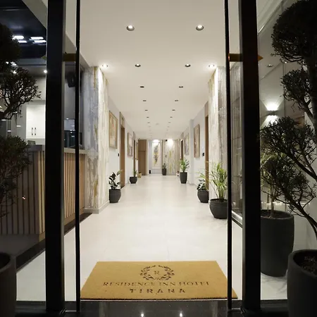 Comfort Rezidence In 4*